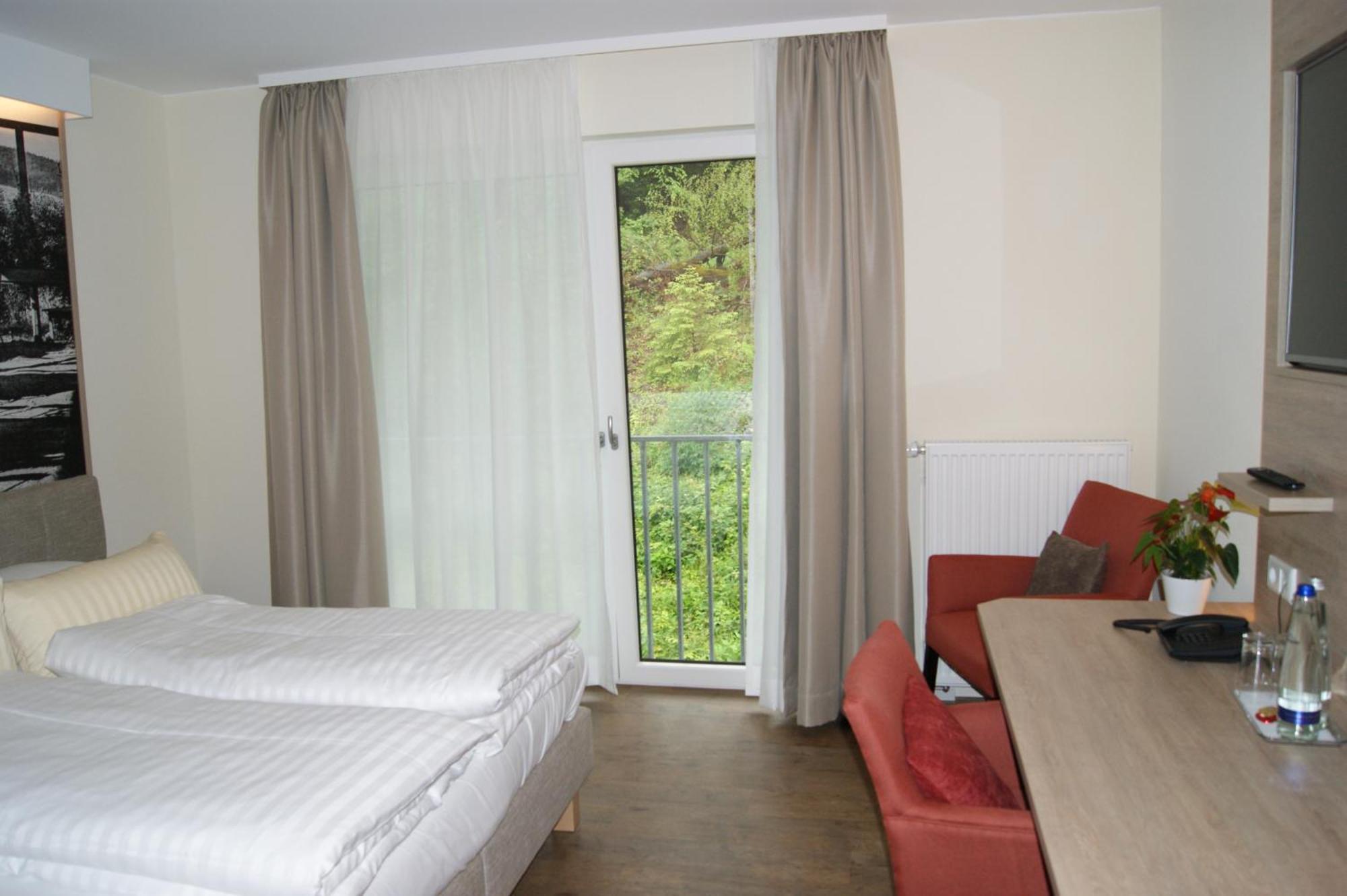 Hotel Restaurant Muckensee Lorch Room photo